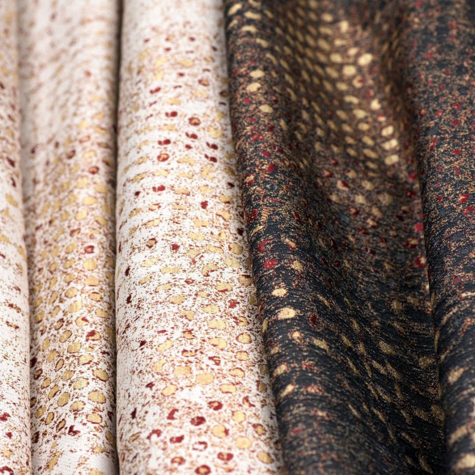 Tessuti pregiati e luminosi - KOHRO